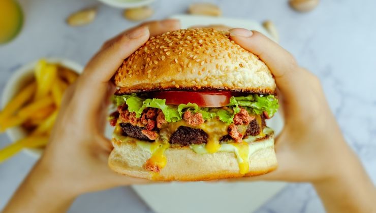 La scoperta sulla quantità di mucche per un solo hamburger